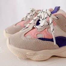 Load image into Gallery viewer, SNEAKERS PURPLE AND PINK
